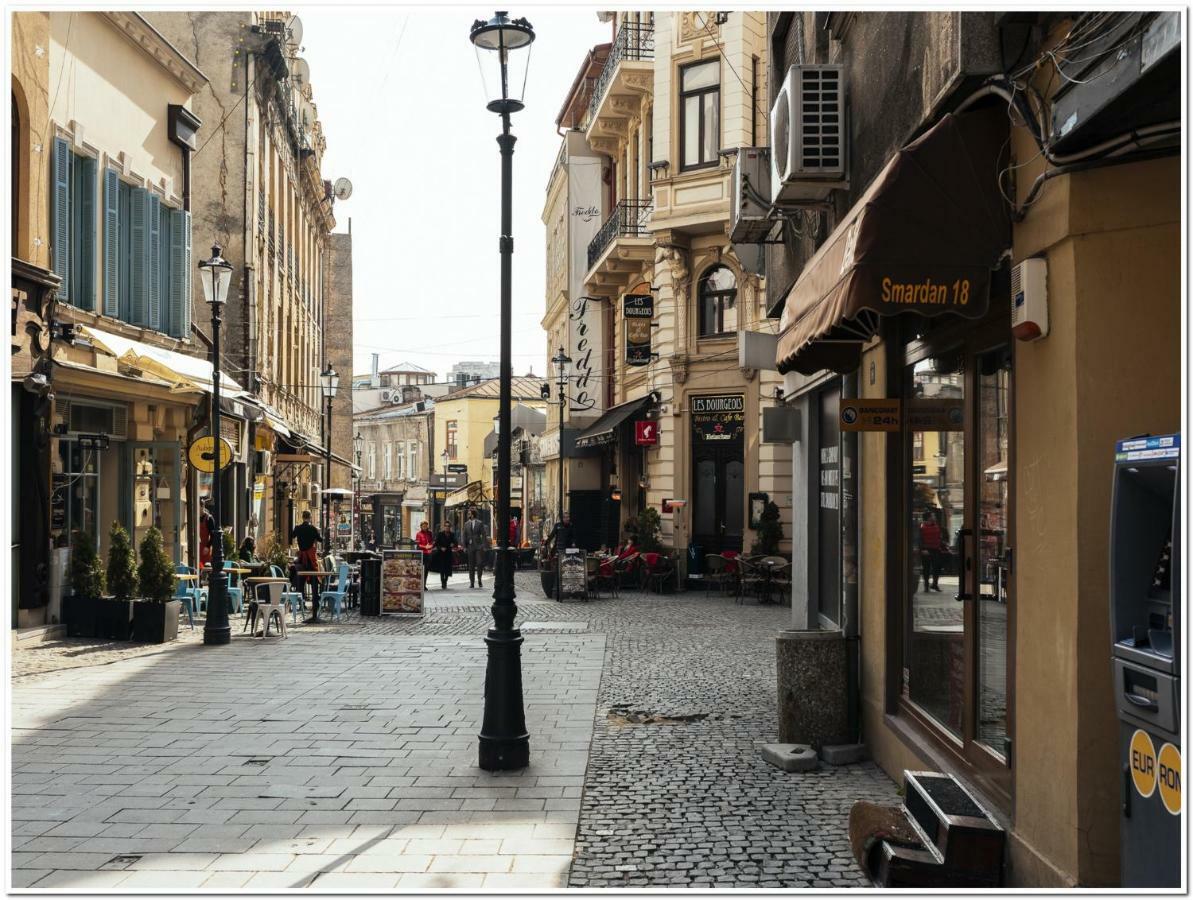 Old Town Cosy Studio Bukarest Exteriör bild